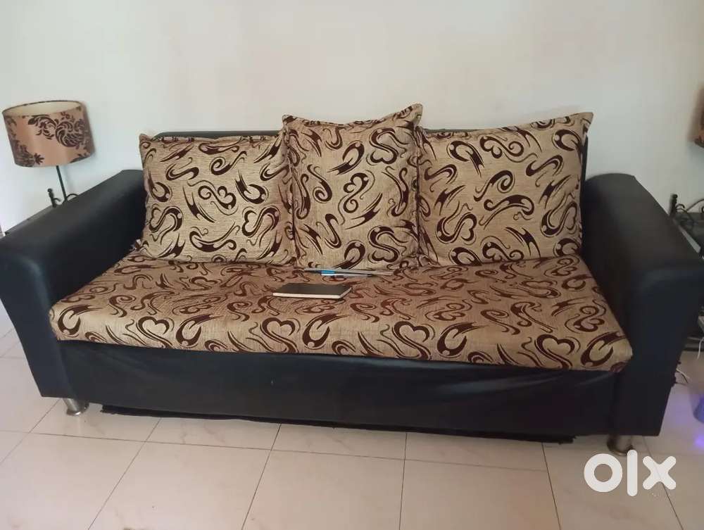 3 +1+1 seater Brown sofa set