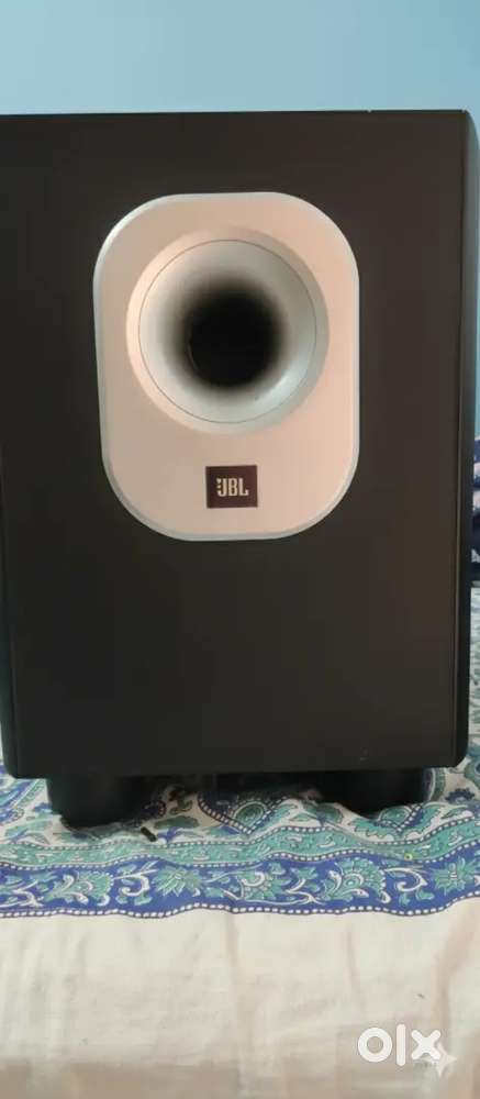 JBL SUB 200/230 active woofer