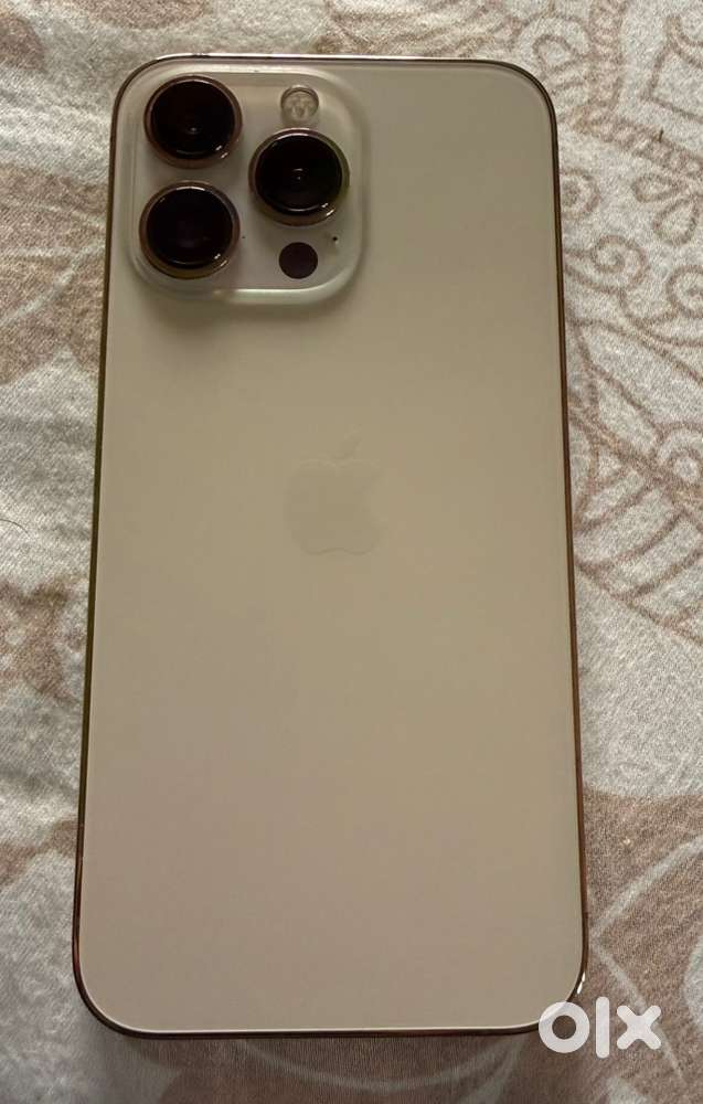 Iphone 13 pro 128gb Gold- Excellent condition with box & orignal cord