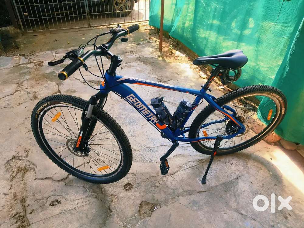 Aluminium body 21 gear 1 month old good condition