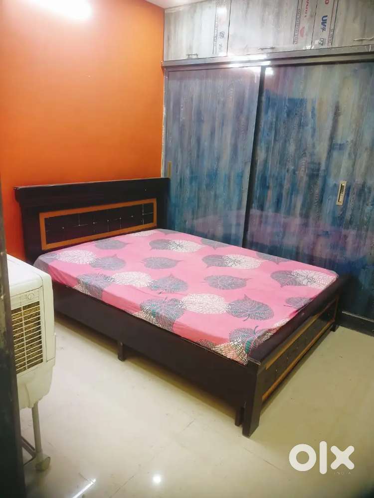 Ready to 1bhk fully furnished flat rent in Hafeezpet near KondapurRTA