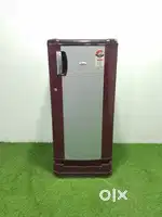 £09 WHIRLPOOL masterpiece 190ltr fridge wit base 1yr warranty free shi