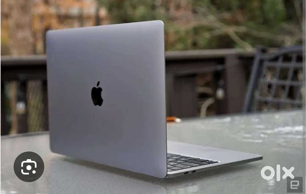 Apple Macbook M1 pro