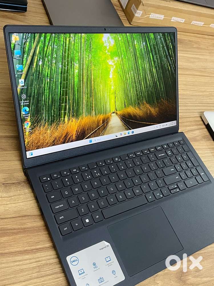 Dell i3 12th Gen Laptop  8GB RAM  256GB SSD