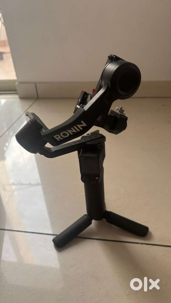 DJI RS 3 Mini Gimbal - Ultra-Light (795g) Camera Stabilizer with Bill