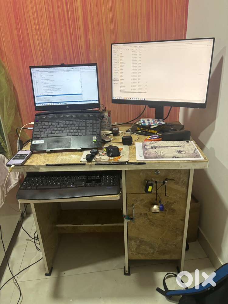 Computer table with storage space
