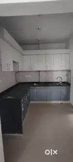 3 bhk semi furnished flat