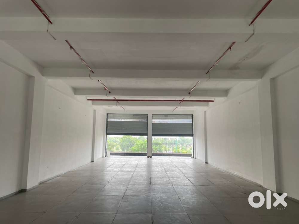 2000sqft commercial space for rent