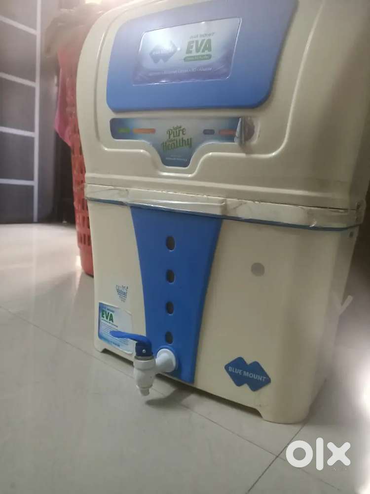 Good condition blue mount water purifier with capacity upto 10 litres