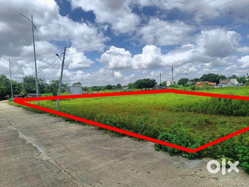 Plot for sale in Manwath