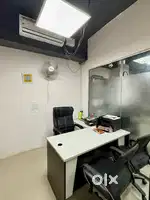1 MD CABIN  1 WAtING AREA  18 WORKSTATIONS
