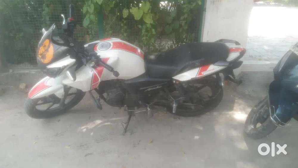 Gadi me koi kami nahi he
