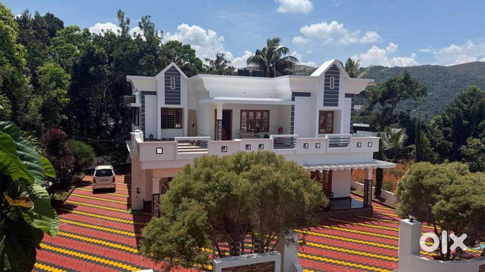 House At Idukki Vellayamkudi P-01230