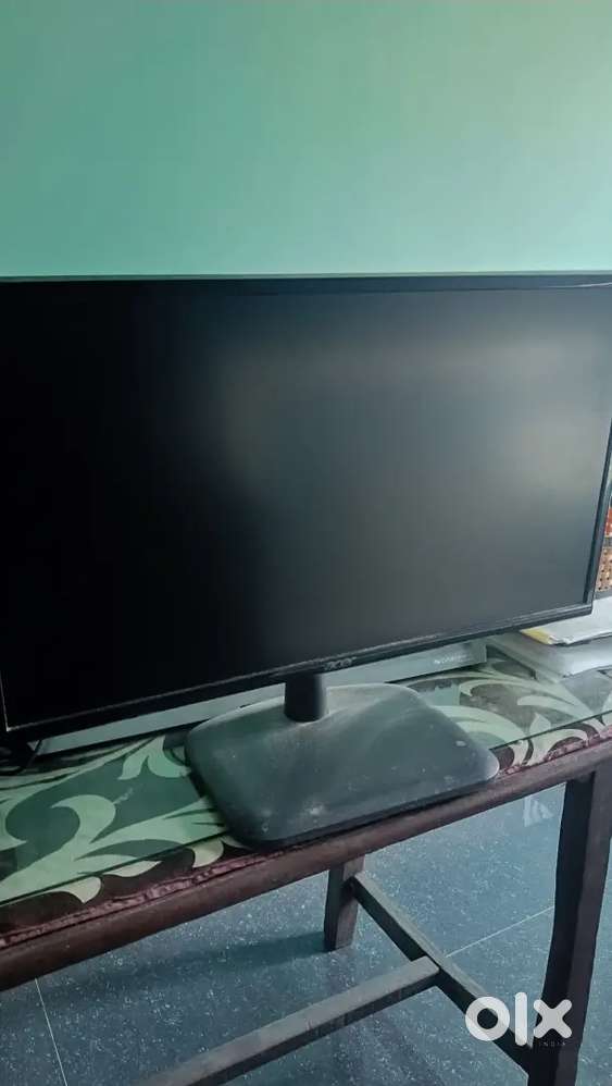 Moniter with keyboard and mouse