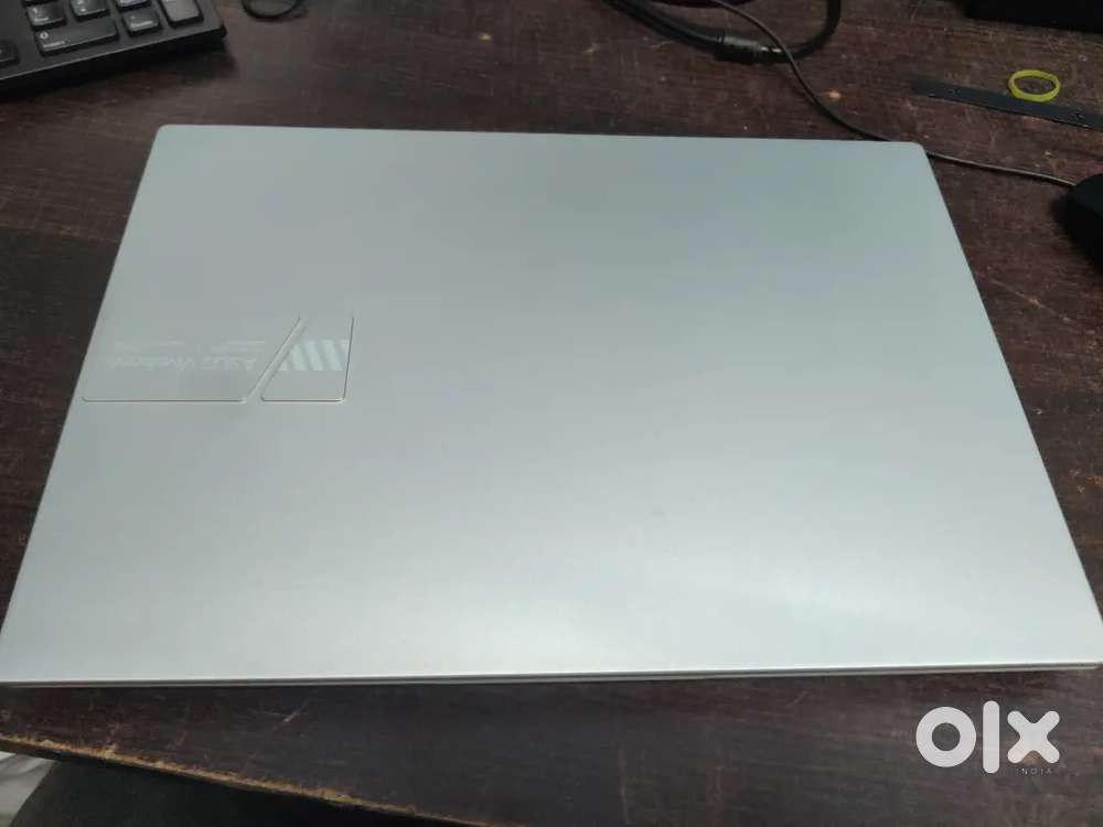 Asus vivo book i7 12th gen 16gb ram 1tb SSD 4gb grafics card