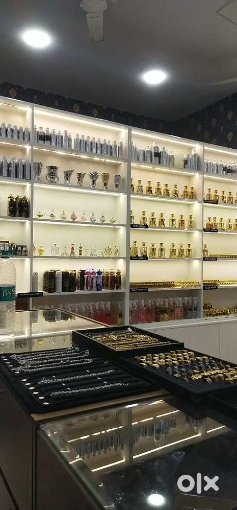 Need A staff for my perfume shop