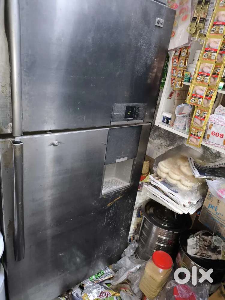 LG fridge Selling 550 ltr using in kirana store