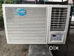 Window AC five star Lloyd