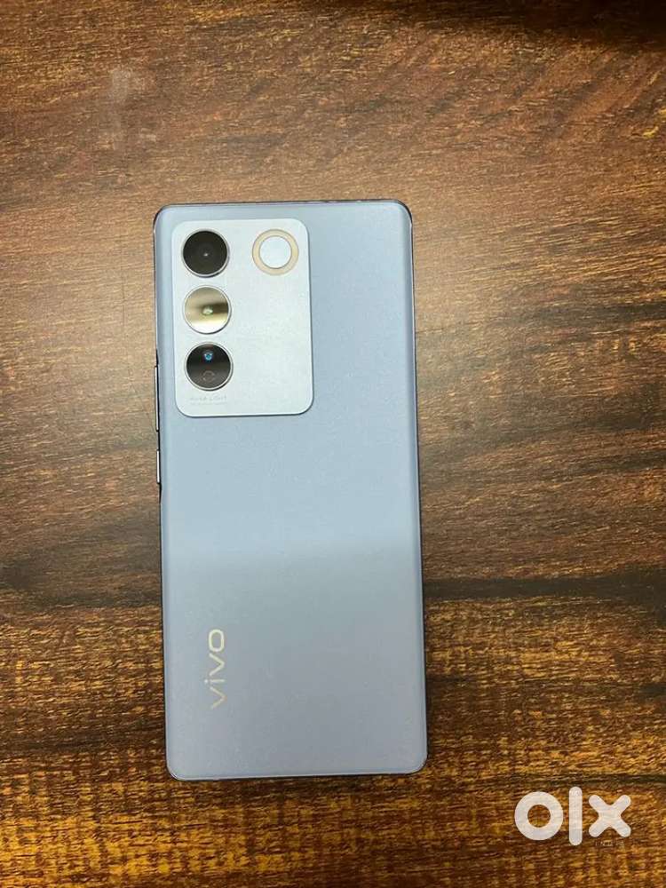 Vivo v27 (12Gb,256GB) for 22,000
