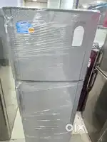 I'd67 Samsung double door refrigerator 260 l