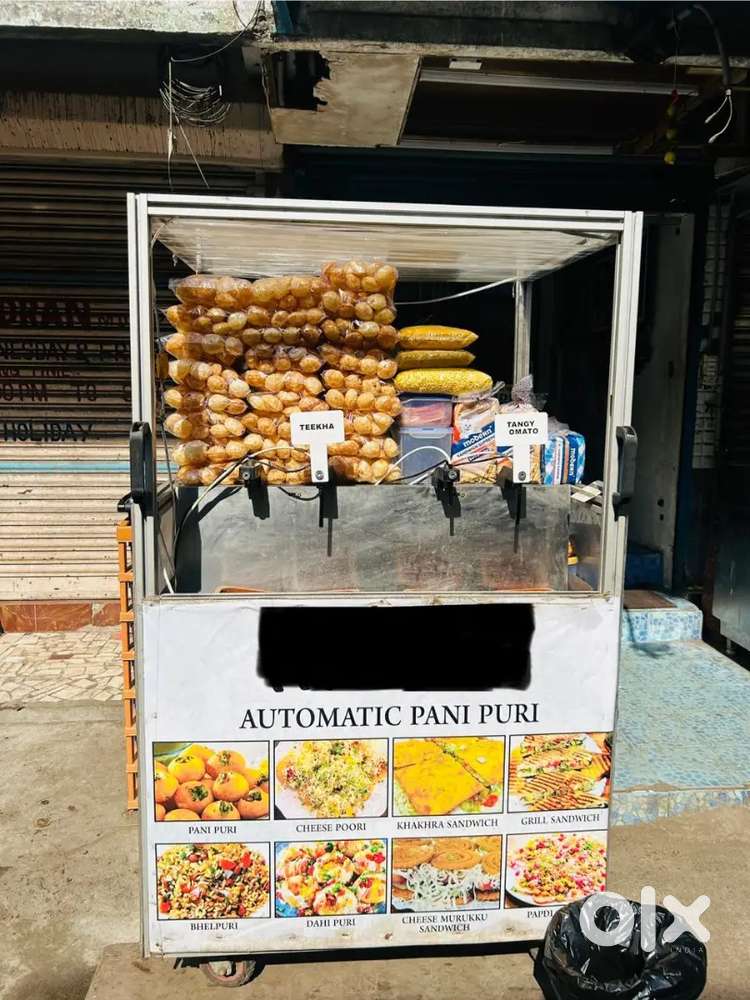 Pani poori counter