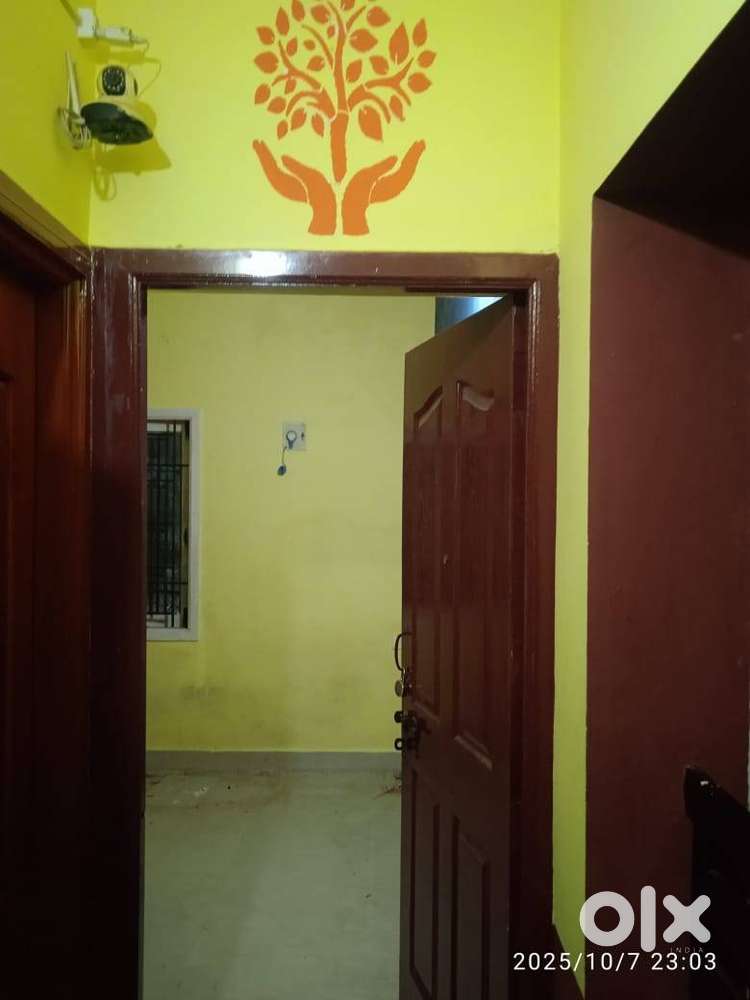 Room Rent for Excuitives and students