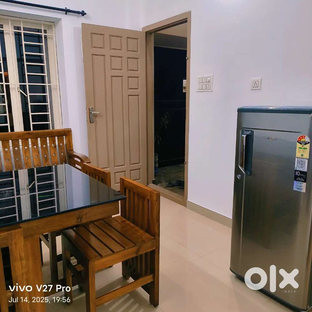 @KAKKANAD INFOPARK  1BHK FURNISHED APARTMENT RENT EDACHIRA