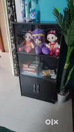 Bookshelf / Showcase / Cupboard / Almirah