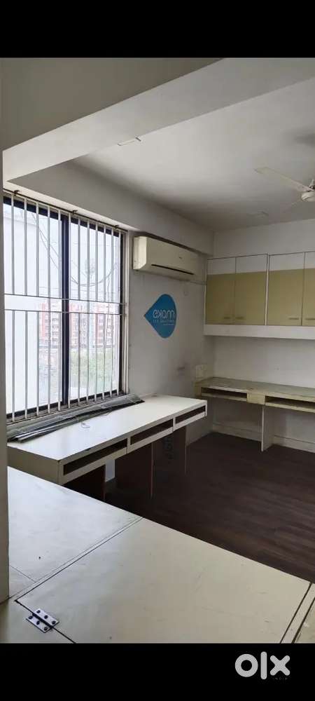 Rent Office first floor Ashram Road paladi Silver ok commercial Build