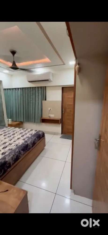 3 BHK FULLY FURNISHED FLAT FOR RENT AT PRIME LOCATION