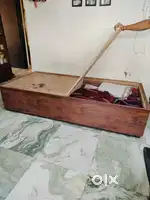 Diwan/Single Bed with Storage
