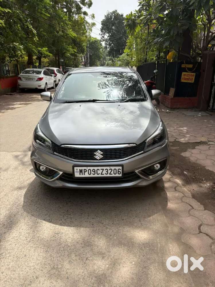 CIAZ PETROL AND HYBRID SINGLE OWNER IN EXCELLENT CONDITION