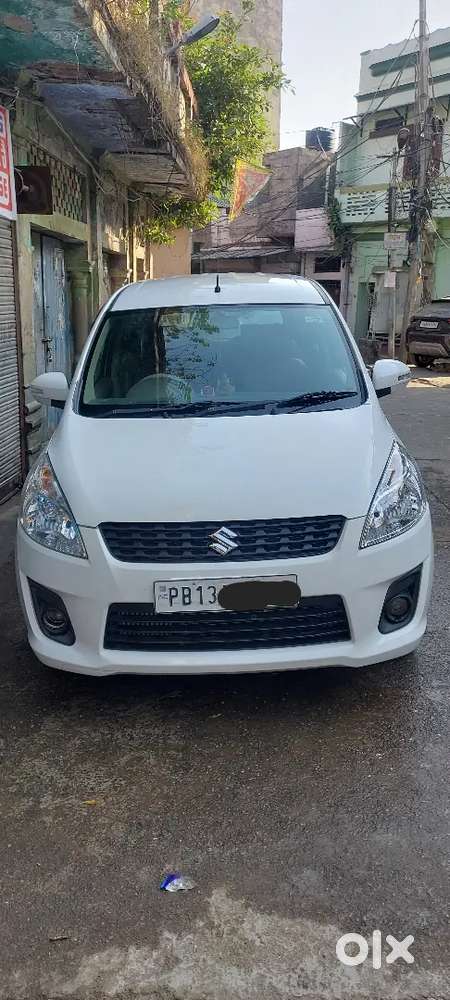 Maruti Suzuki Ertiga 2012 Diesel 140000 Km Driven