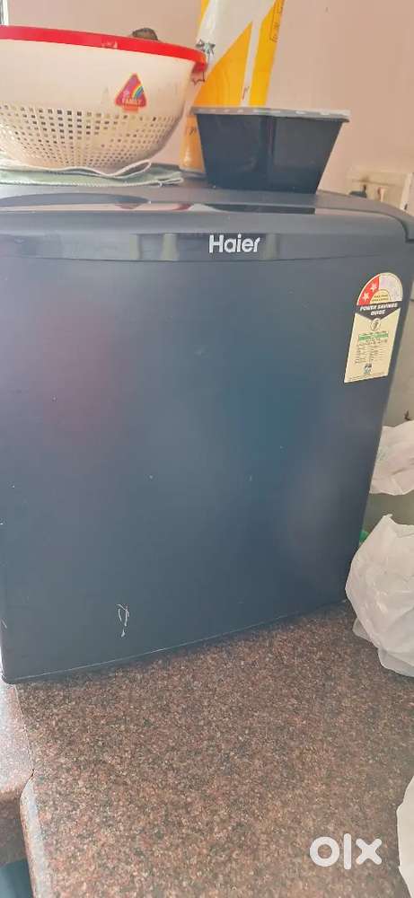 HAIER REFRIGERATOR 153L