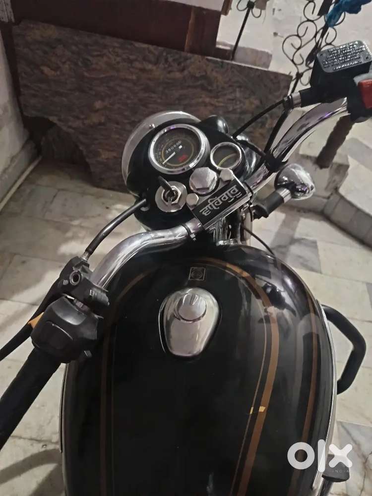 I am selling my brand new condition bullet standard 2021 model