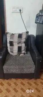 5 seater Sofa for sale 3+1+1