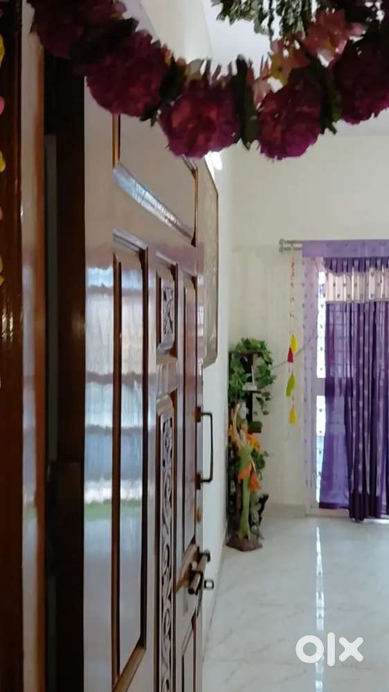 ,Flat at prime location of the city  with all amenities