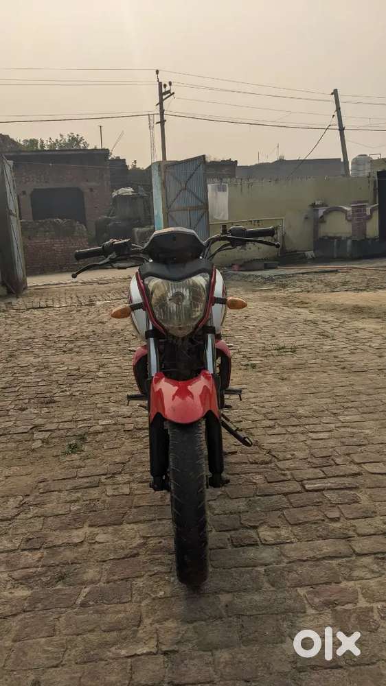 Yamaha FZS 2012 Model in good condition