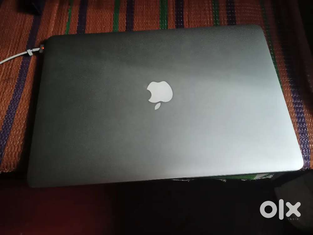 MacBook Pro 1398