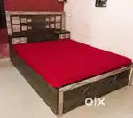 Bed with mattress (Nilkamal).