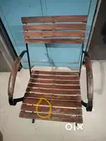 Sitting chair