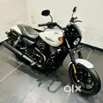 HARLEY DAVIDSON STREET  750