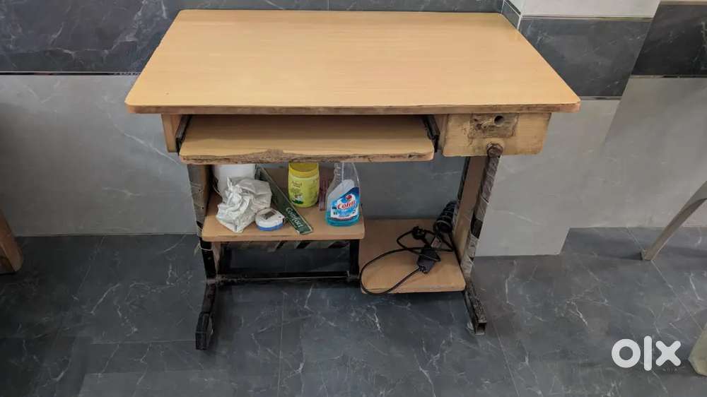 Heavy Duty Computer Table