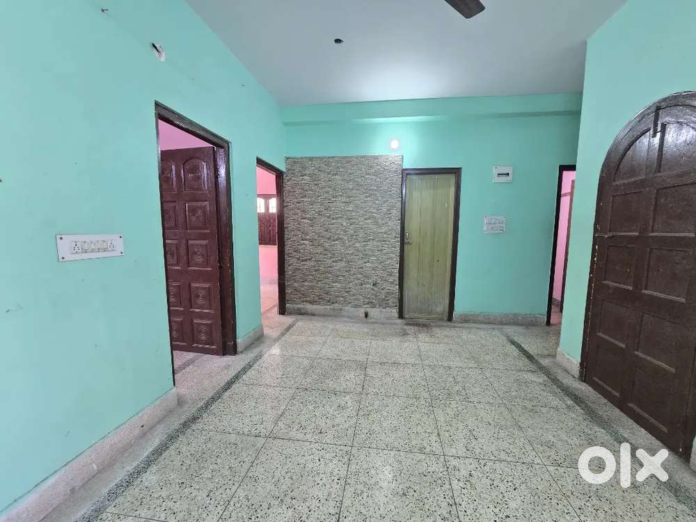 2BHK Big & Spacious Room for Rent Near Netaji Metro Just 3–4 Min Walk