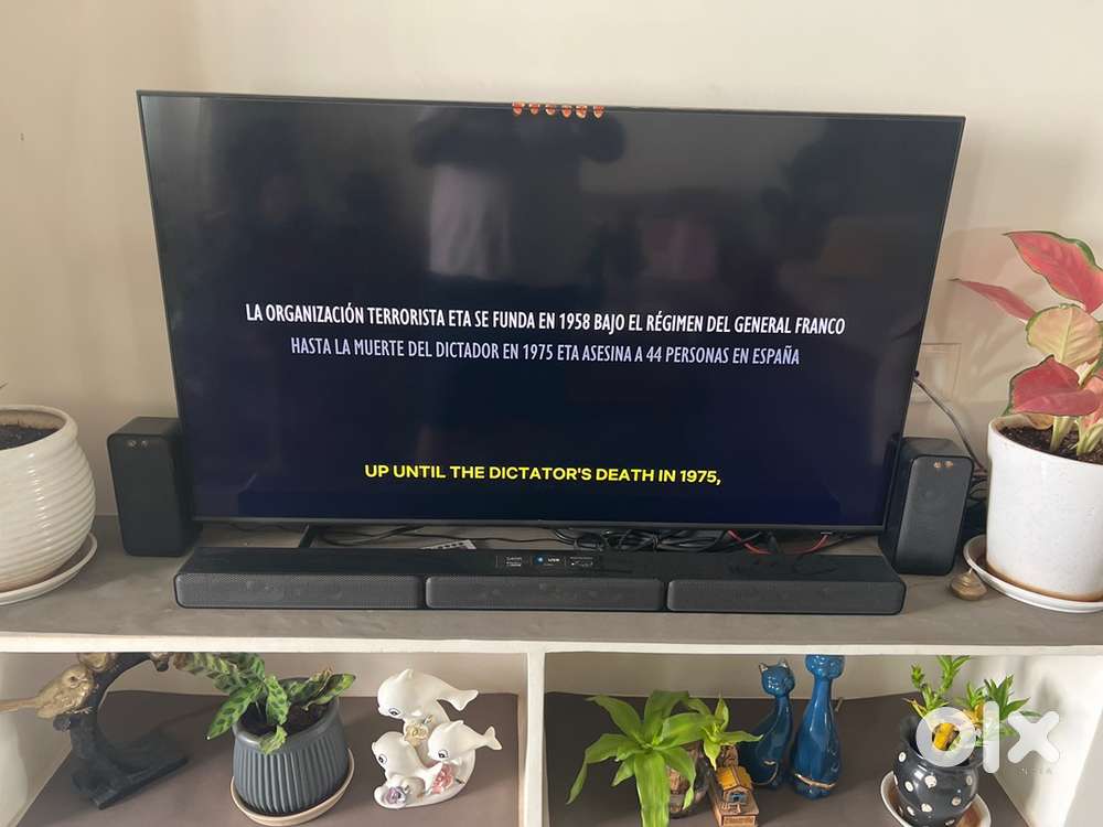 Sony HTSR 5 channel sound bar with woofer