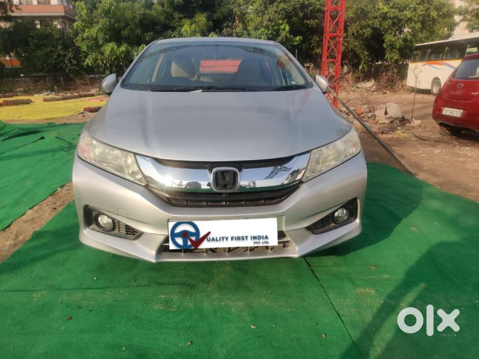 Honda City V MT Exclusive, 2015, Petrol