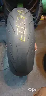 190 55 zr 17 M/C (75 W )brigestone BATTLAX Hayper sport tyres sales