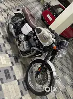 Triumph bonneville T100