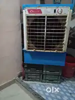 Cooler hai .or achchi condition me hai .