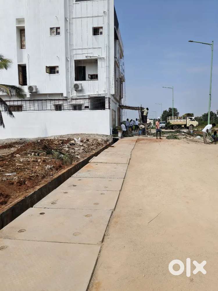 Best deal: super BDA bda 30 40 EAST face site near KOMMAGHATTA KENGERI